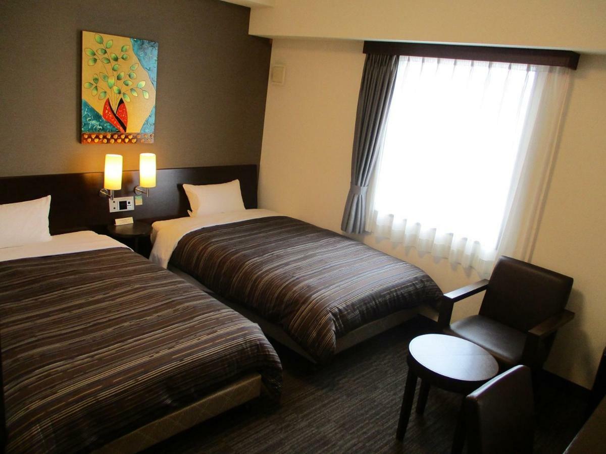 Hotel Route-Inn Kitakyushu-Wakamatsu Ekihigashi Εξωτερικό φωτογραφία