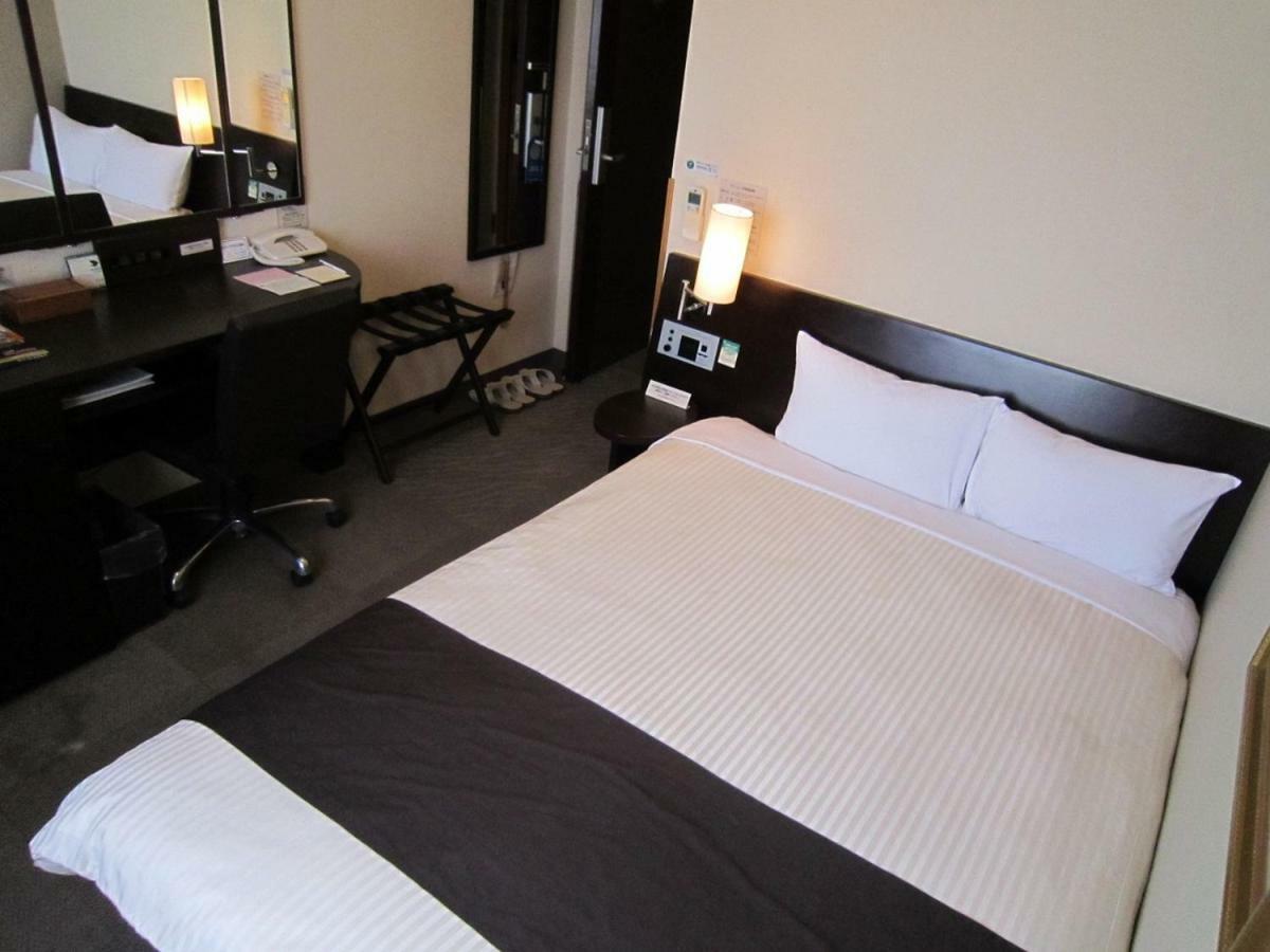 Hotel Route-Inn Kitakyushu-Wakamatsu Ekihigashi Εξωτερικό φωτογραφία